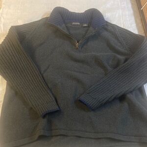 St. John’s Bay Men's Charcoal Quarter Zip Sweater. Size Large